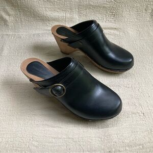 Isabel Marant Black Leather Mules/Clogs